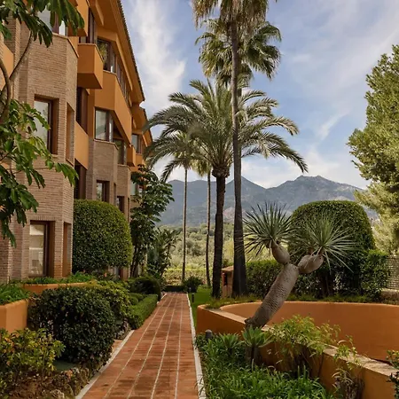 With A Garden Near The Sea In Gran Bahia De Apartmán