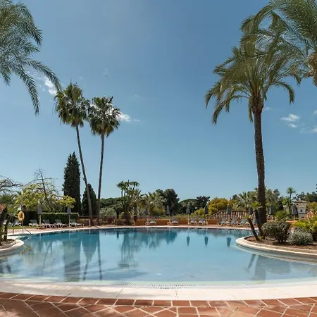 With A Garden Near The Sea In Gran Bahia De Apartment Marbella