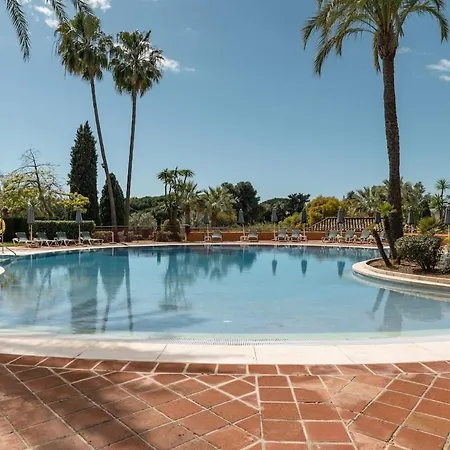 With A Garden Near The Sea In Gran Bahía De *