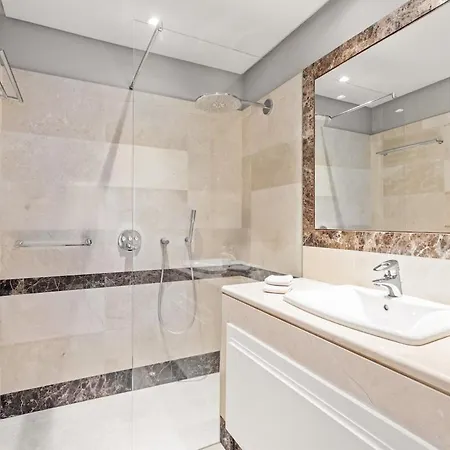 Apartamento With A Garden Near The Sea In Gran Bahía De