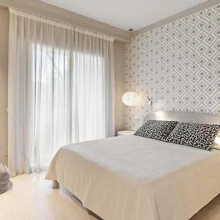 With A Garden Near The Sea In Gran Bahía De *